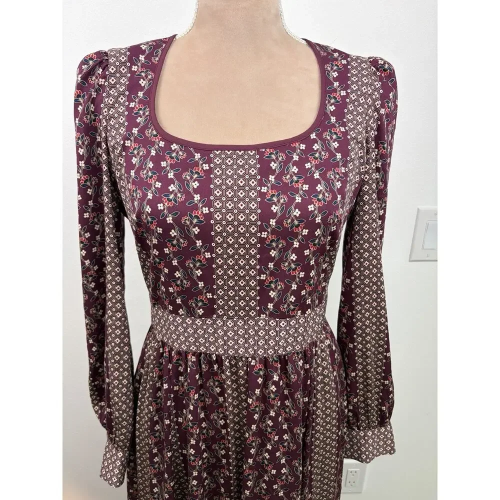 Gal Meets Glam Collection Dress US 4 Burgundy Floral Long Sleeve Square Neck